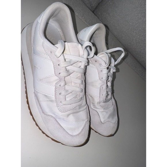 New Balance Women's 237 Casual Sneakers Whote Gray Retro Comfort Sporty size 8 - Picture 7 of 13